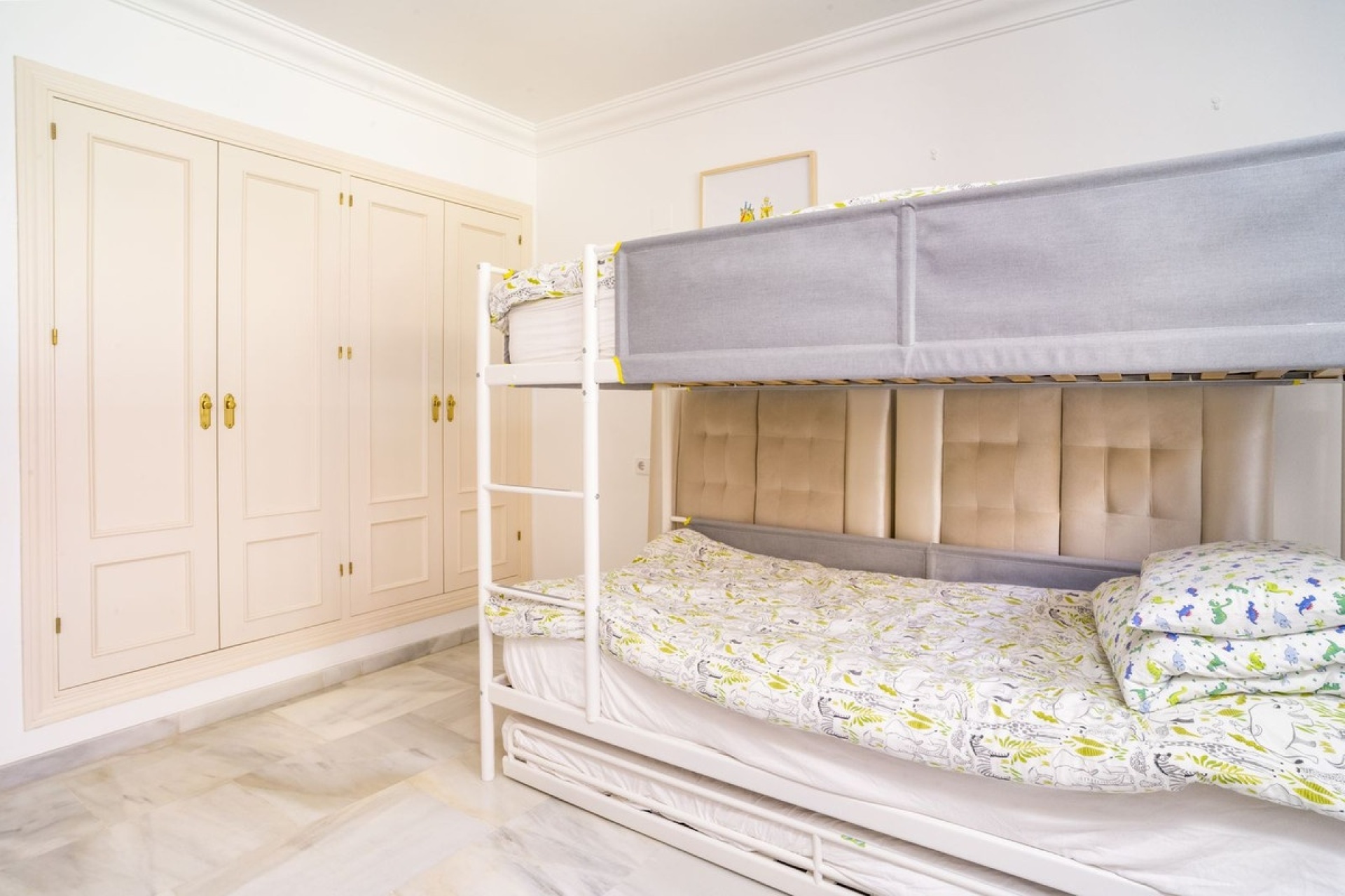 Rynek wtórny - apartment - Marbella - Nueva Andalucía