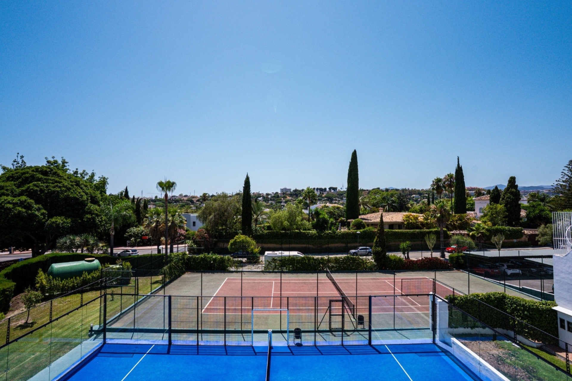 Rynek wtórny - apartment - Marbella - Nueva Andalucía