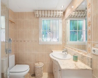 Rynek wtórny - apartment - Marbella - Nueva Andalucía