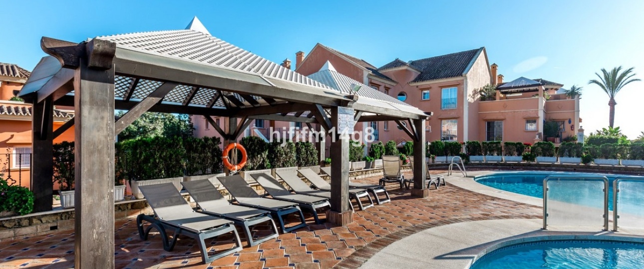 Rynek wtórny - apartment - Marbella - Nueva Andalucía