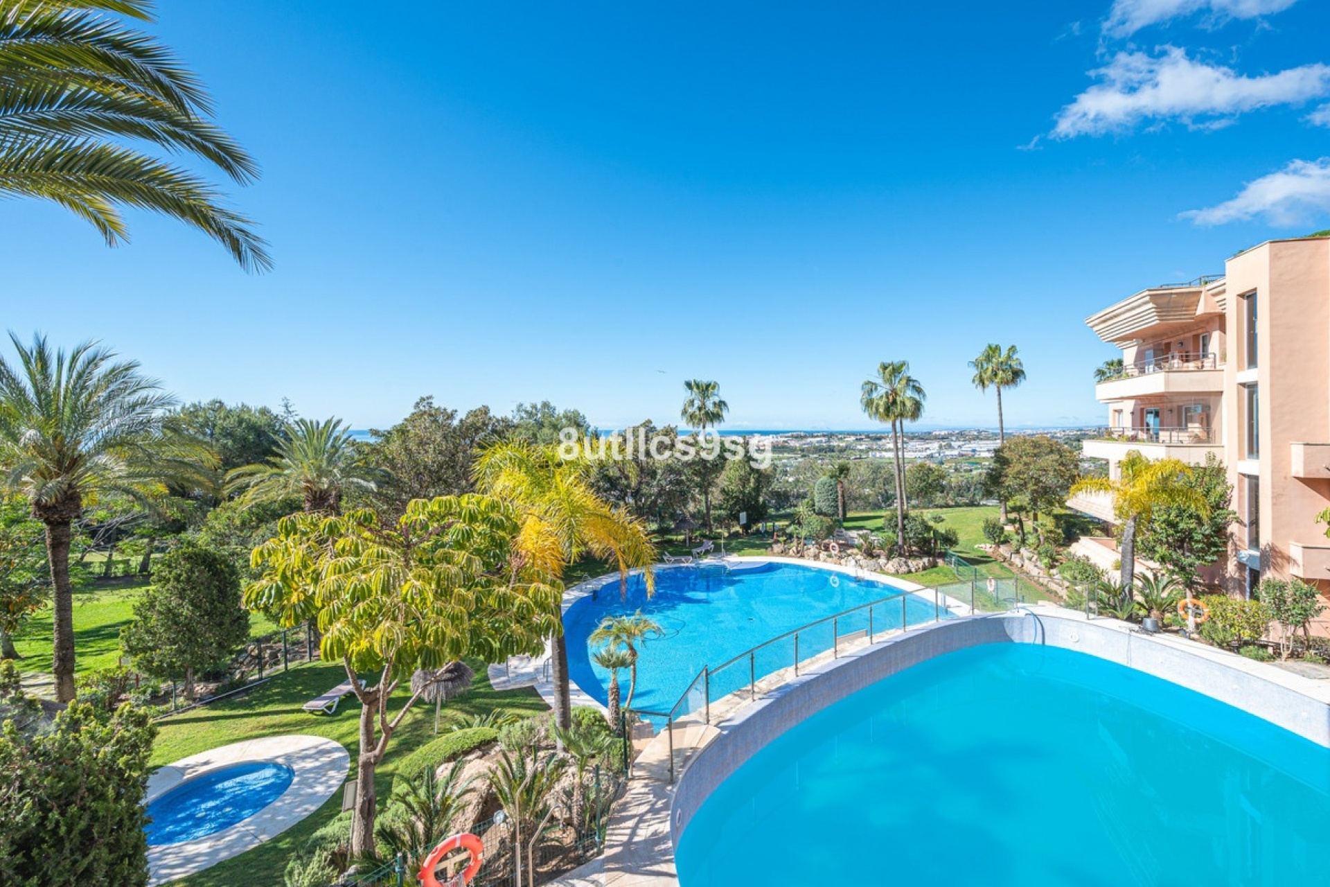Rynek wtórny - apartment - Marbella - Nueva Andalucía