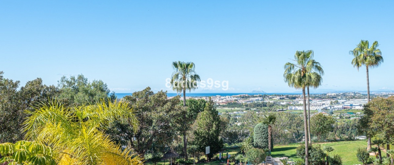 Rynek wtórny - apartment - Marbella - Nueva Andalucía