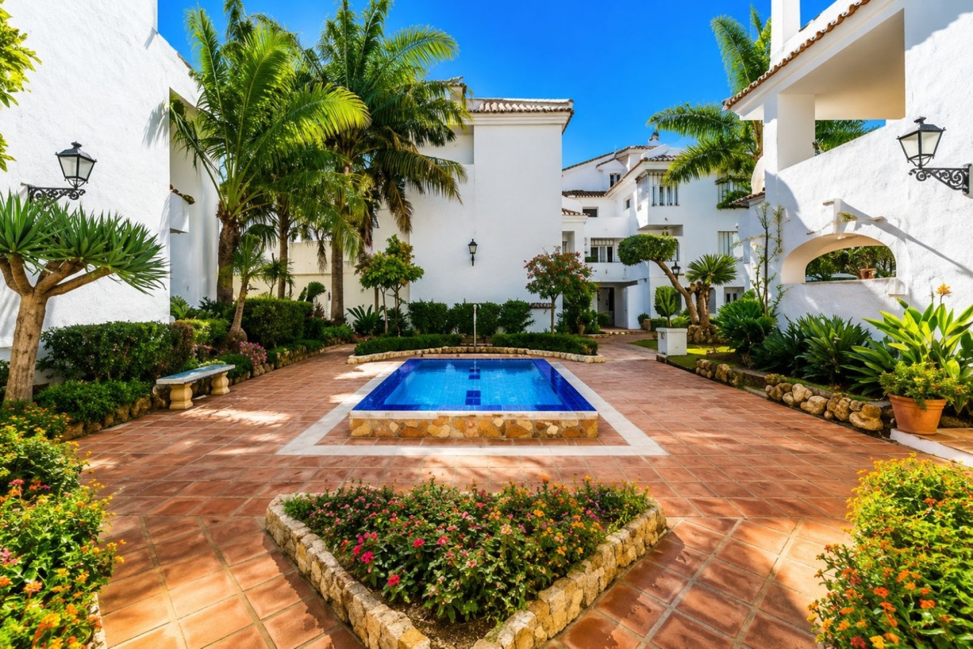 Rynek wtórny - apartment - Marbella - Nueva Andalucía