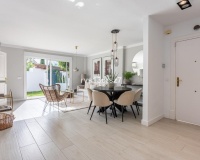 Rynek wtórny - apartment - Marbella - Nueva Andalucía