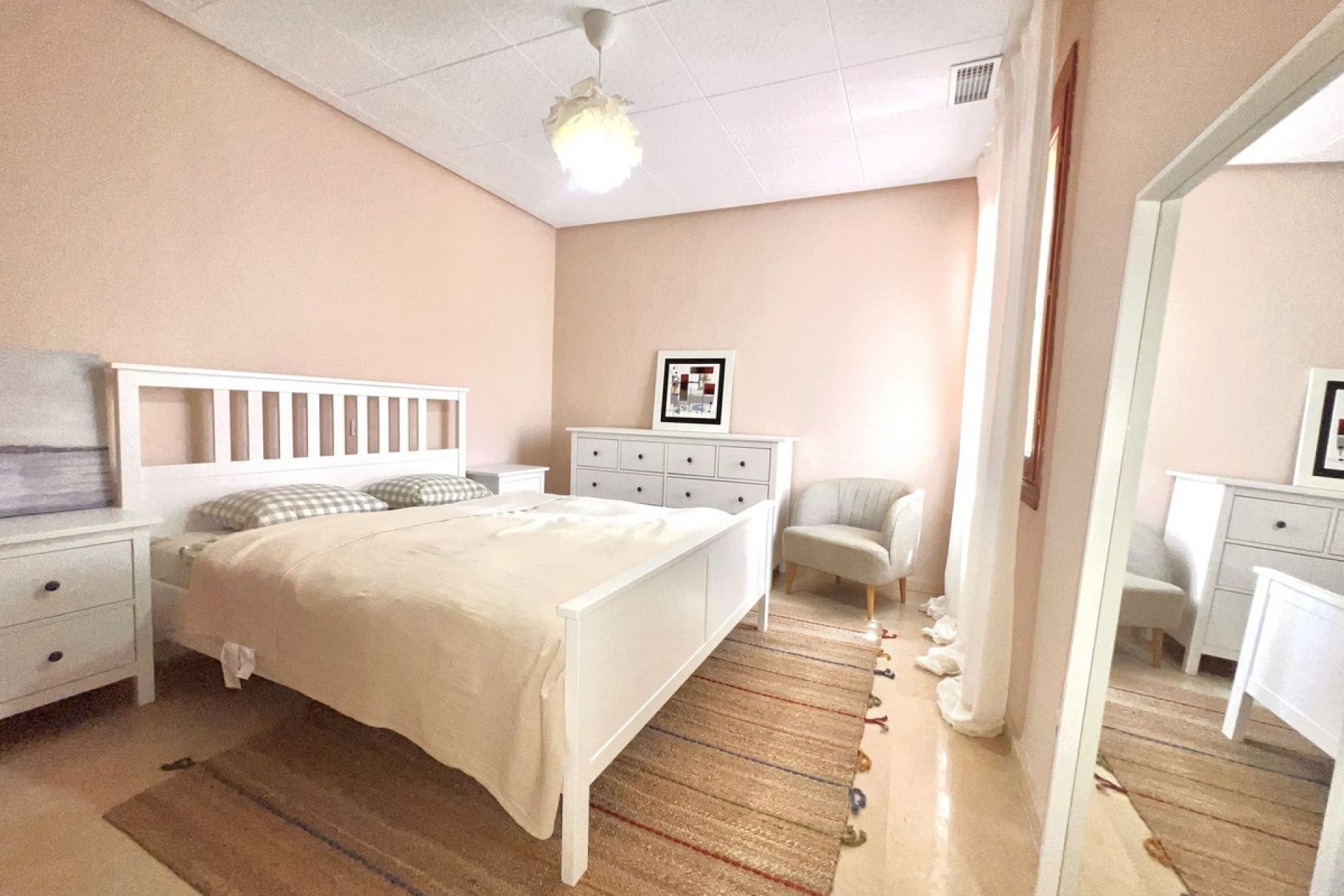 Rynek wtórny - apartment - Marbella - Nueva Andalucía
