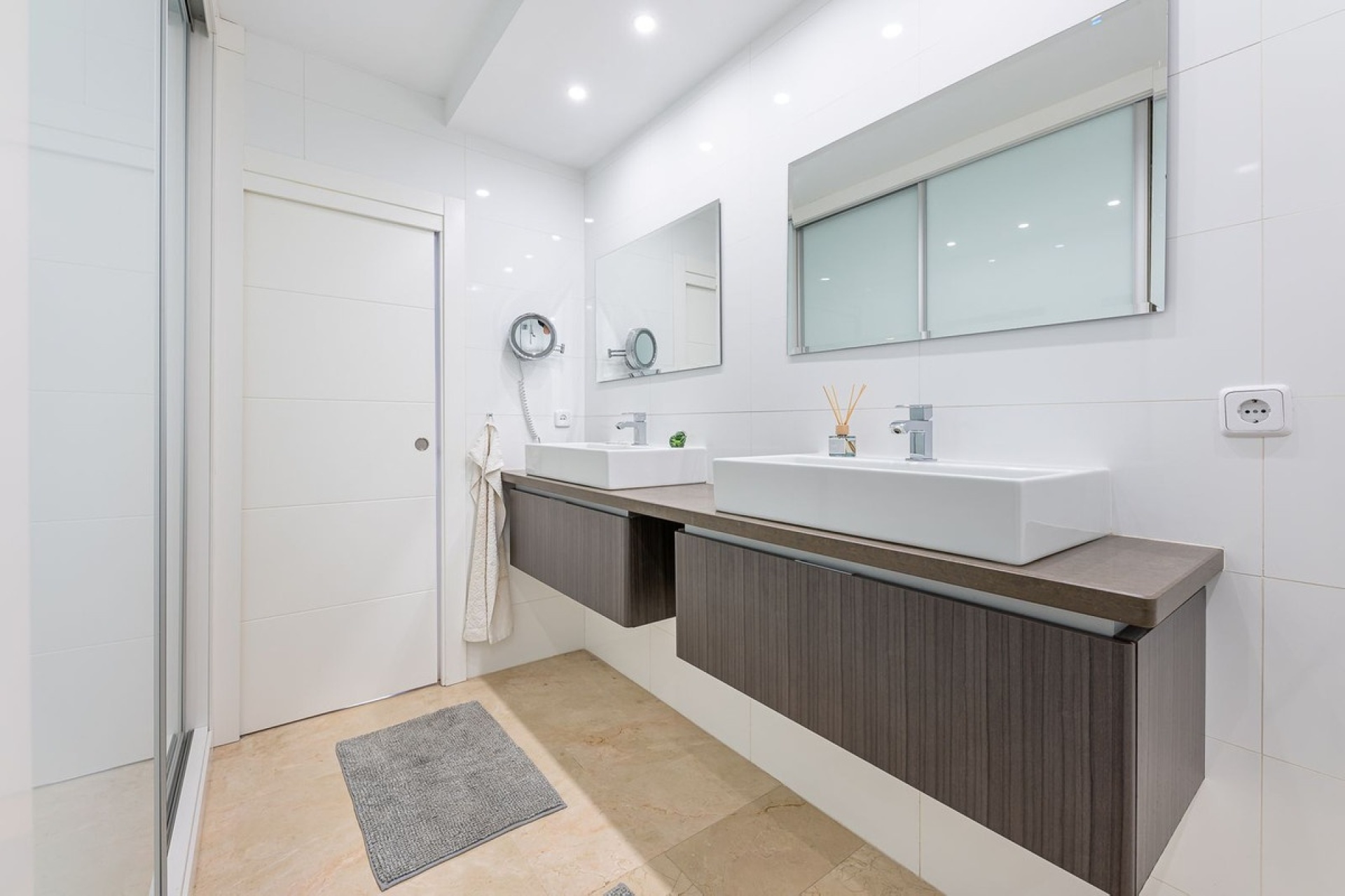 Rynek wtórny - apartment - Marbella - Nueva Andalucía