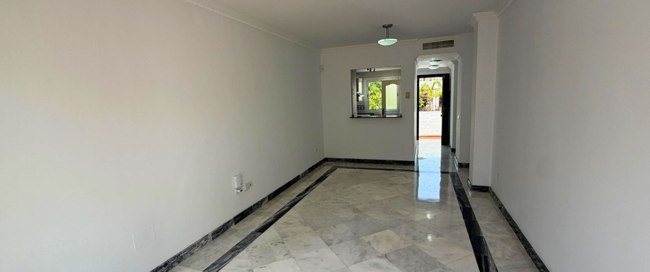 Rynek wtórny - apartment - Marbella - Nueva Andalucía