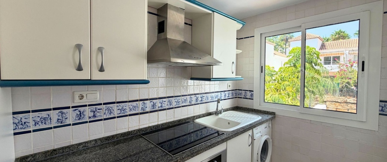 Rynek wtórny - apartment - Marbella - Nueva Andalucía