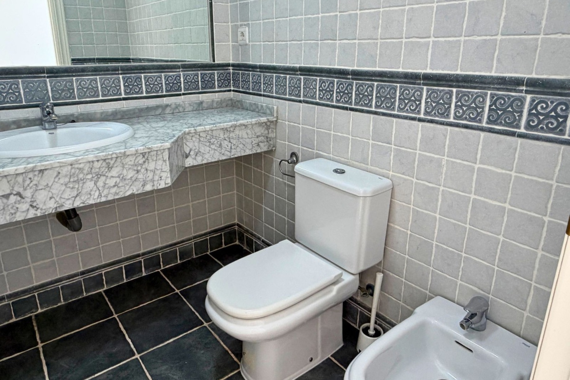 Rynek wtórny - apartment - Marbella - Nueva Andalucía