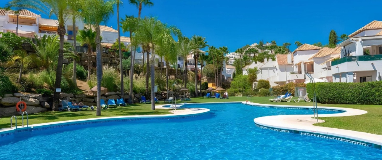 Rynek wtórny - apartment - Marbella - Nueva Andalucía