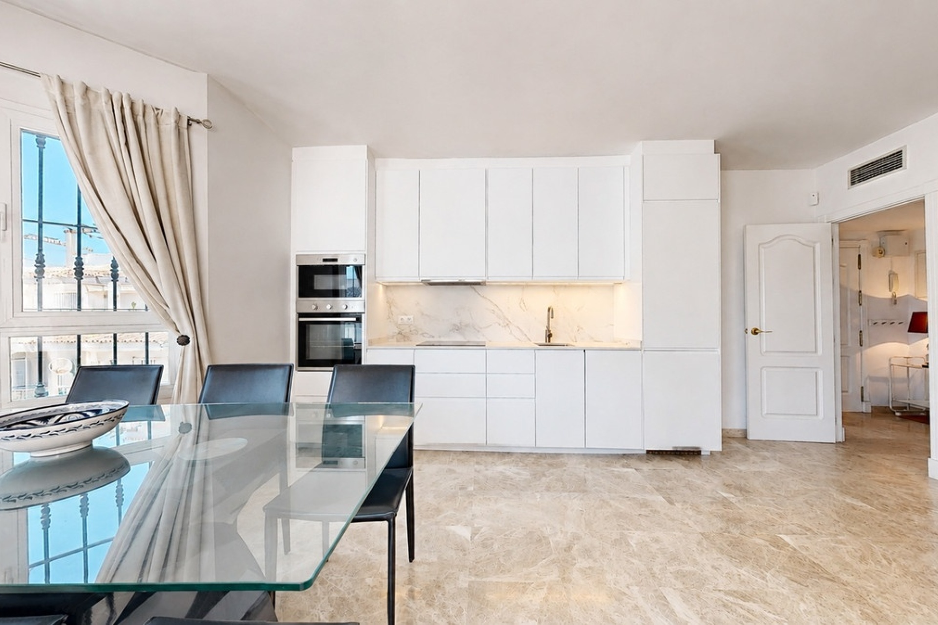 Rynek wtórny - apartment - Marbella - Nueva Andalucía