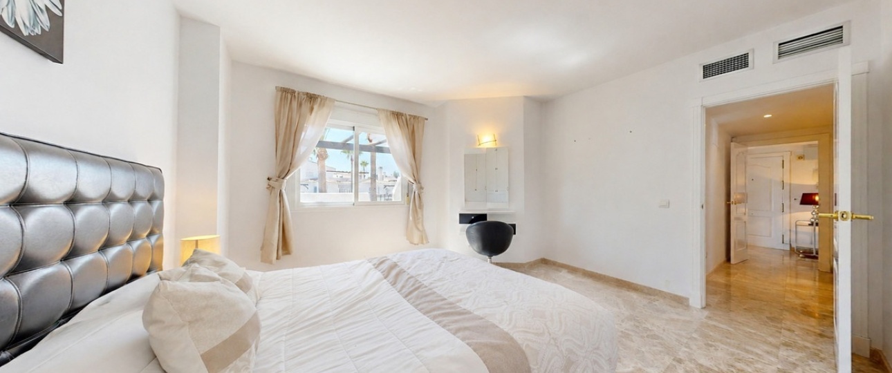 Rynek wtórny - apartment - Marbella - Nueva Andalucía