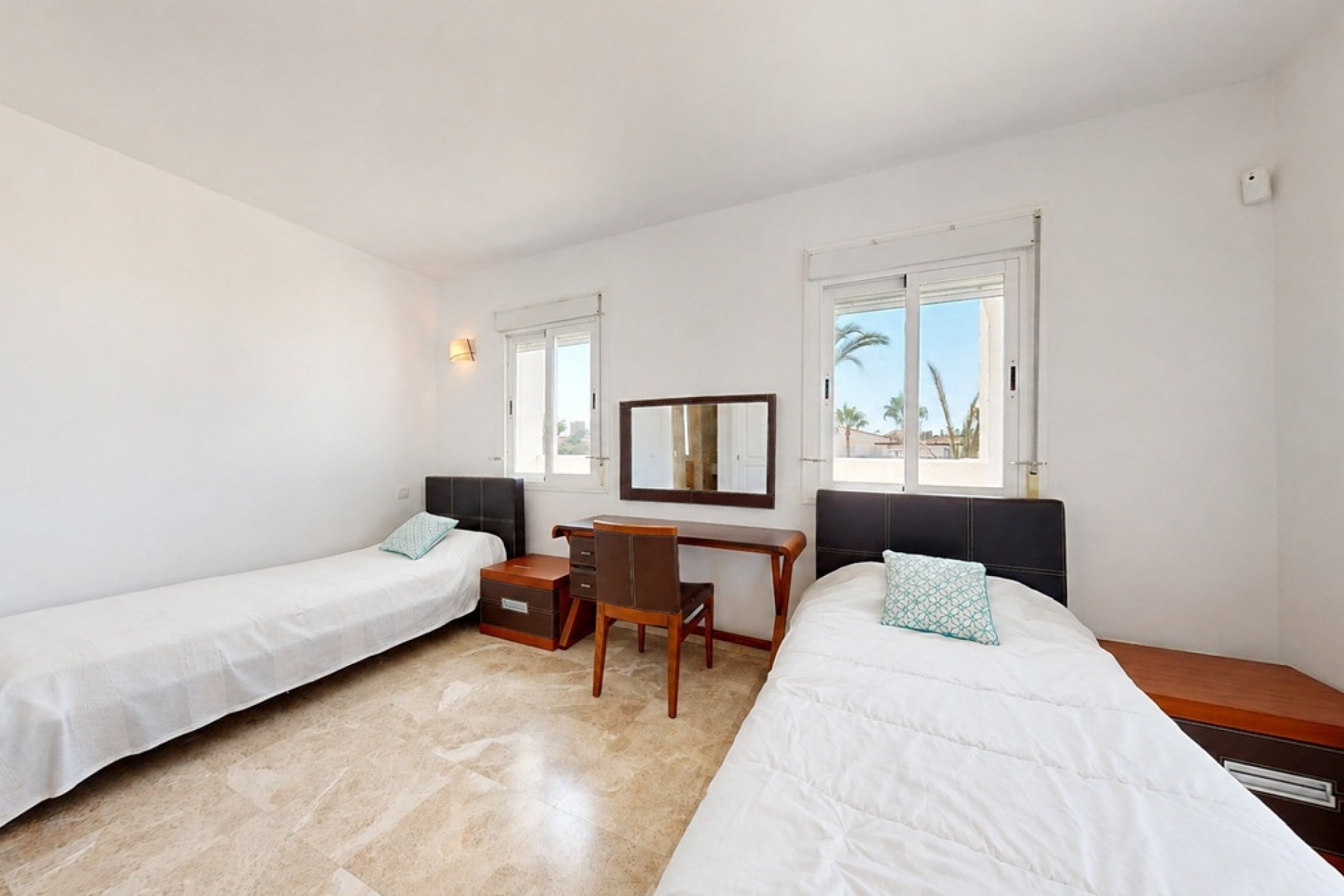 Rynek wtórny - apartment - Marbella - Nueva Andalucía