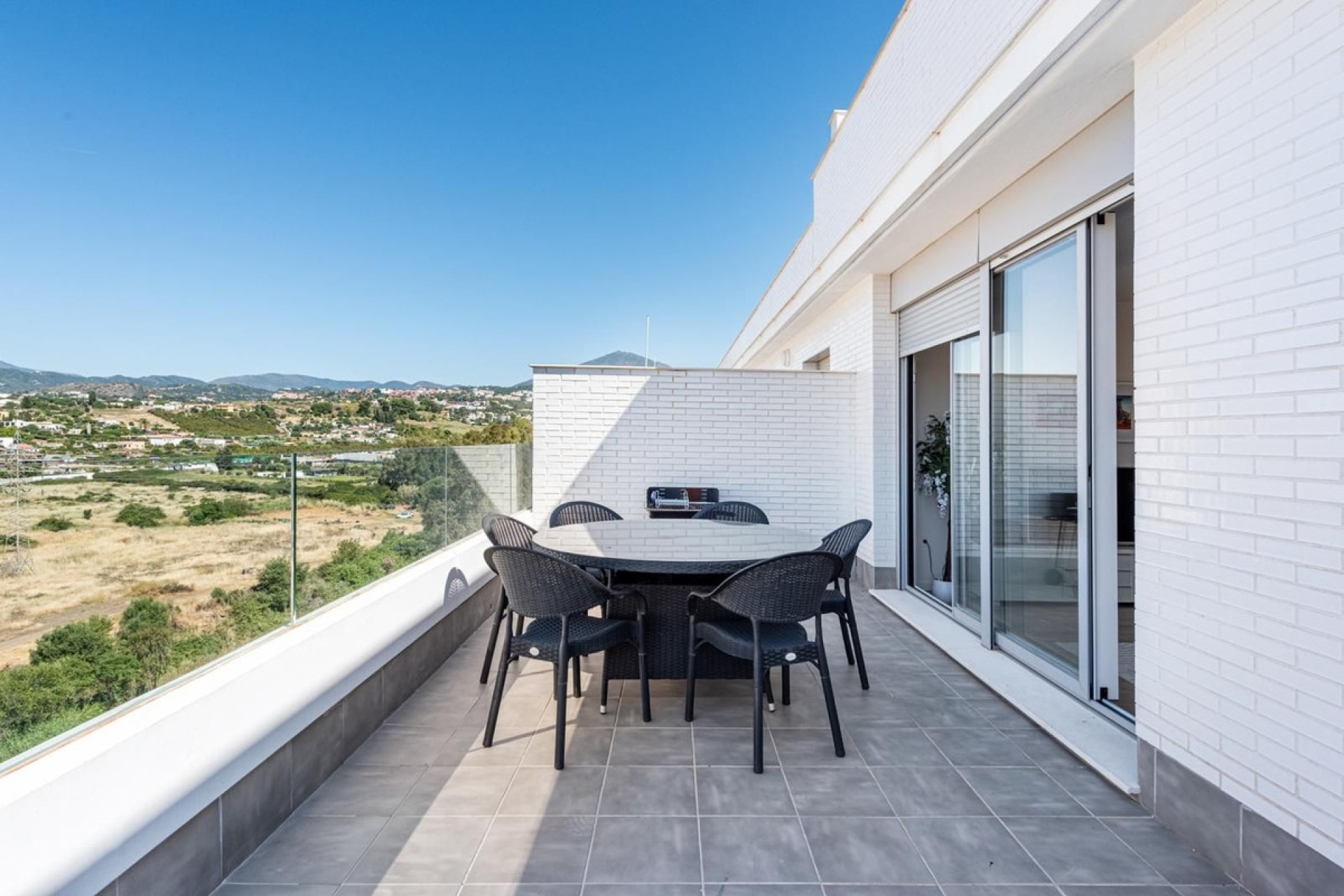 Rynek wtórny - apartment - Marbella - Nueva Andalucía