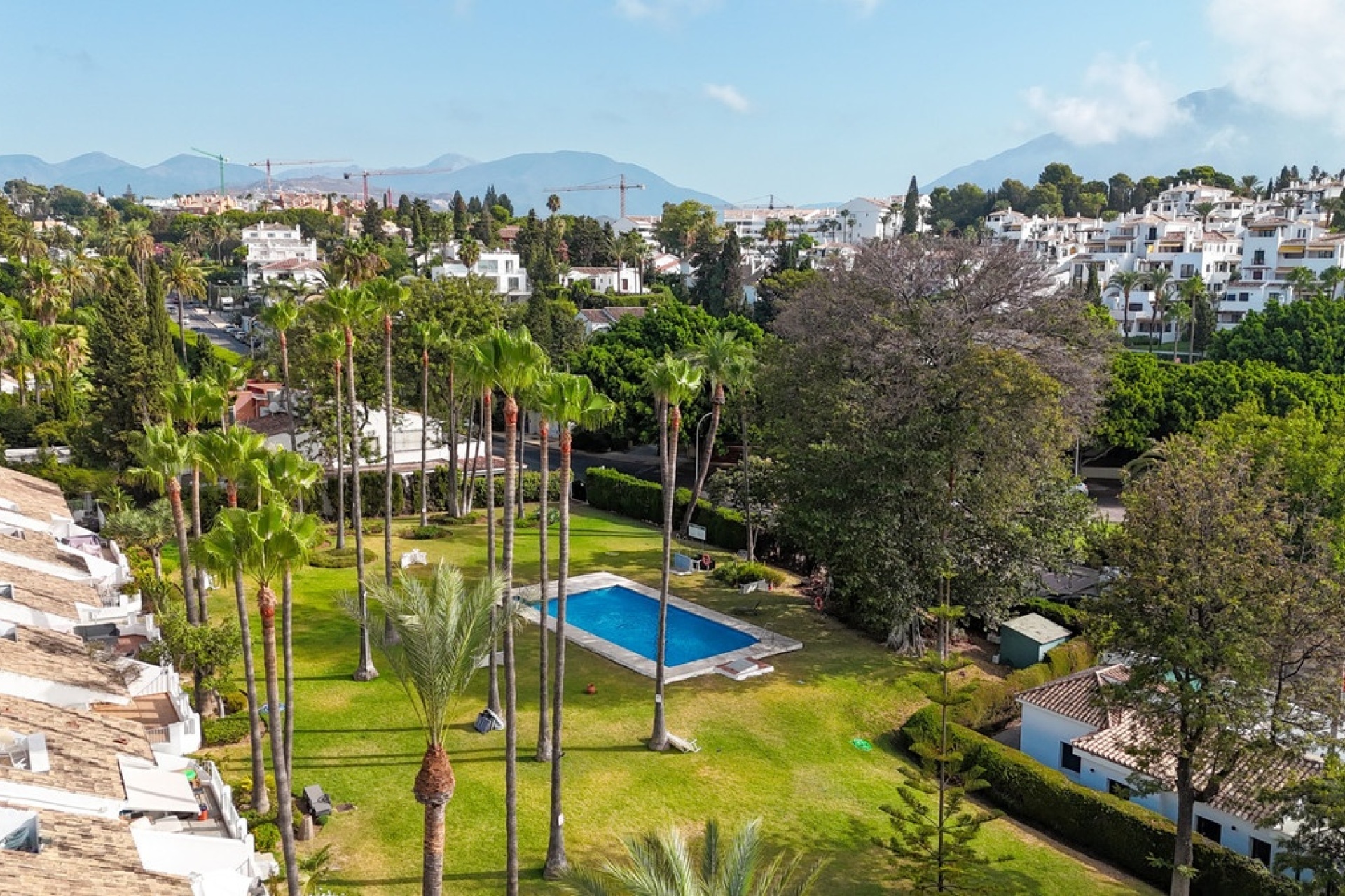 Rynek wtórny - apartment - Marbella - Nueva Andalucía