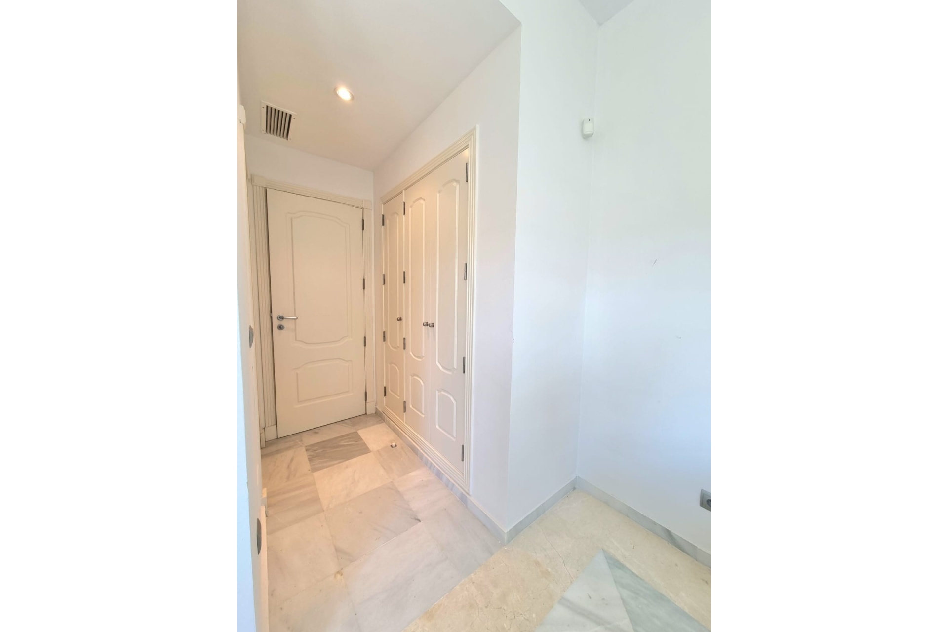 Rynek wtórny - apartment - Marbella - Nueva Andalucía