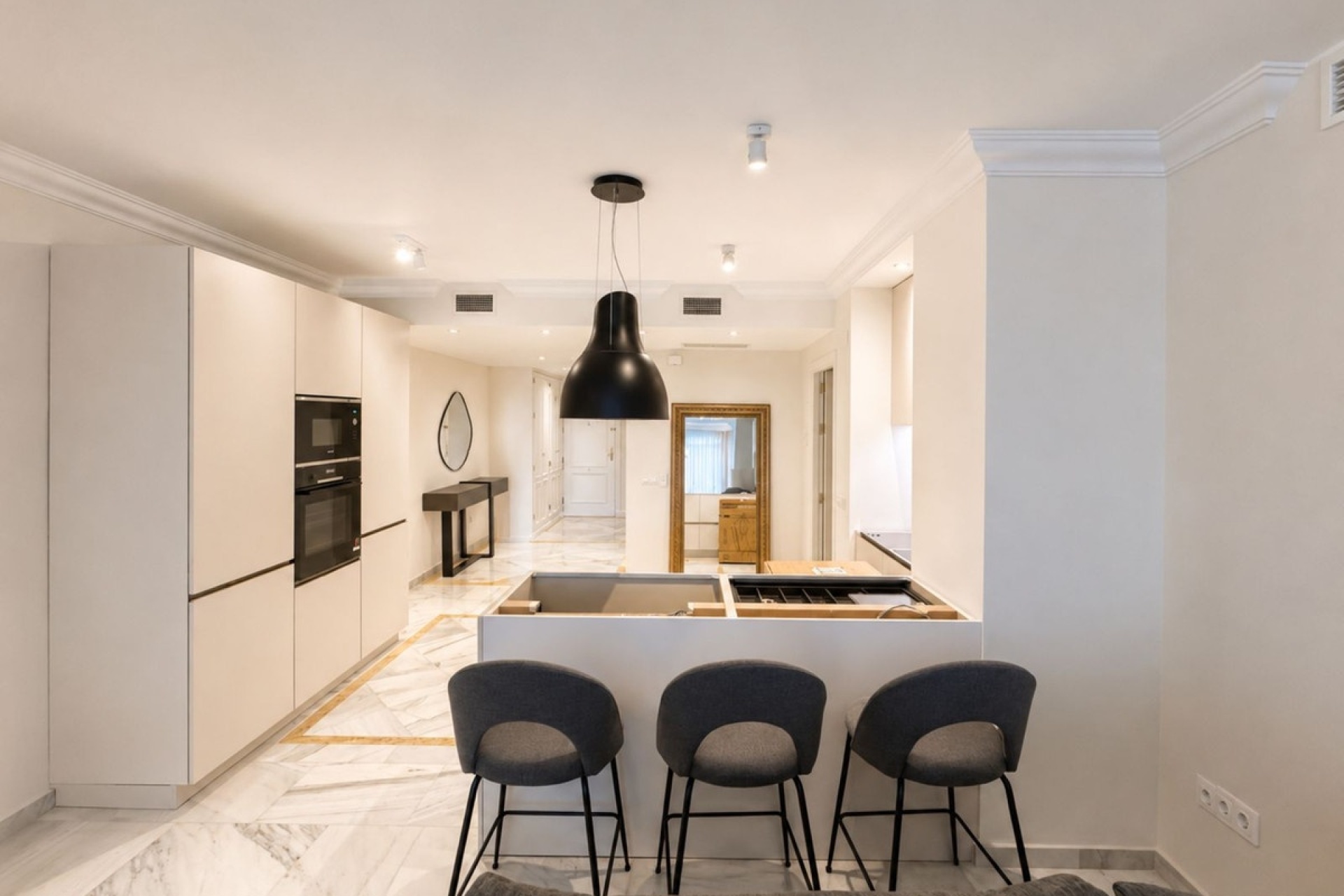 Rynek wtórny - apartment - Marbella - Nueva Andalucía