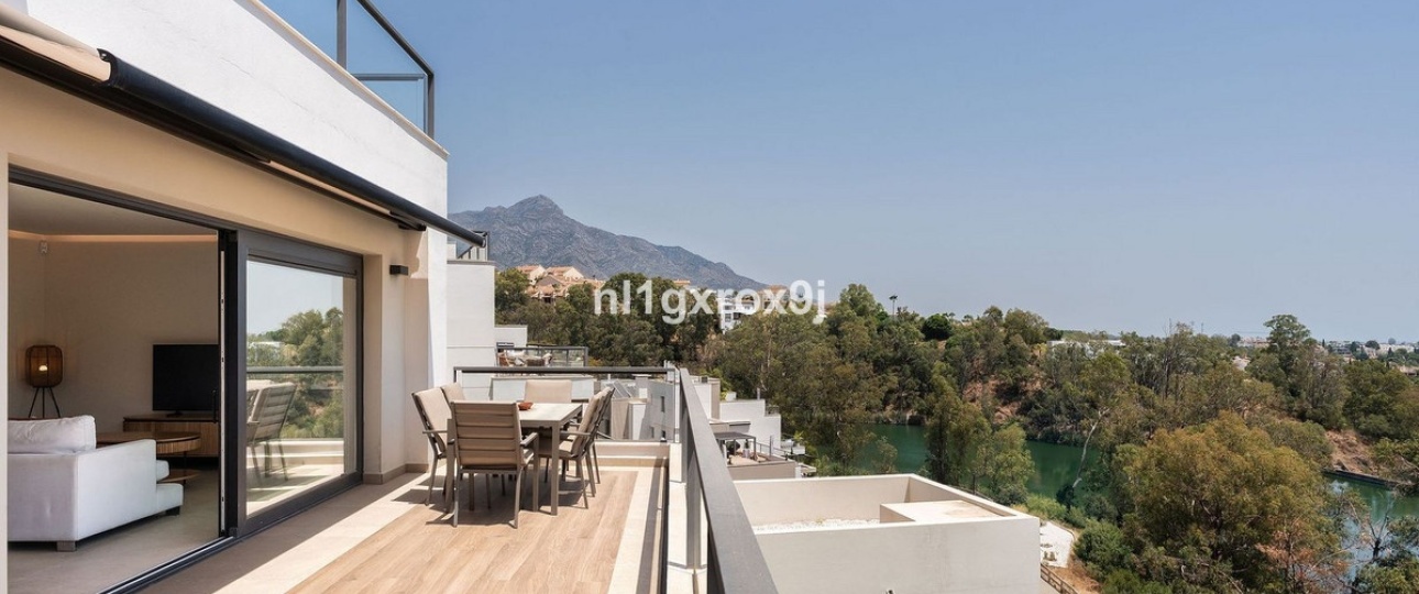 Rynek wtórny - apartment - Marbella - Nueva Andalucía