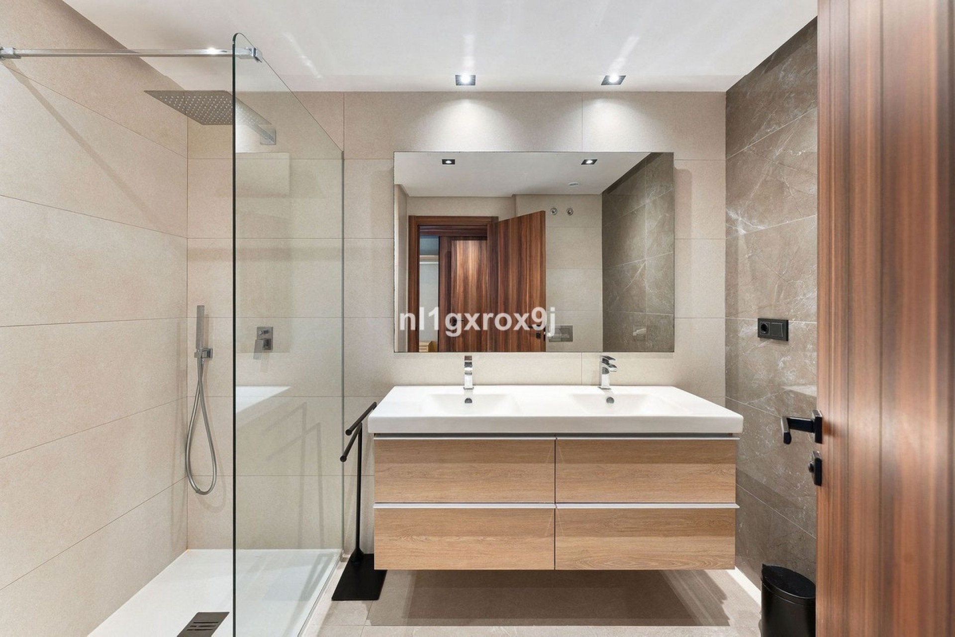 Rynek wtórny - apartment - Marbella - Nueva Andalucía