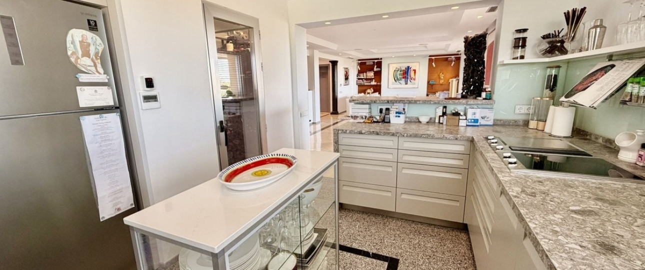Rynek wtórny - apartment - Marbella - Nueva Andalucía