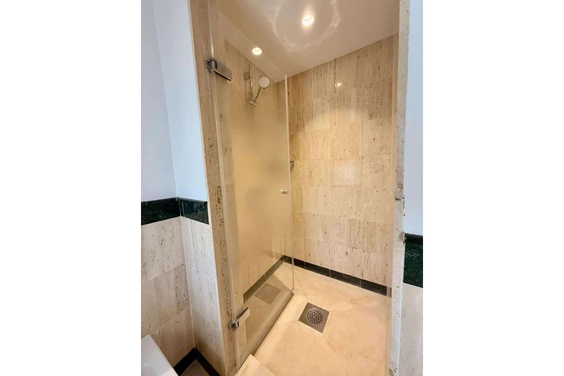 Rynek wtórny - apartment - Marbella - Nueva Andalucía