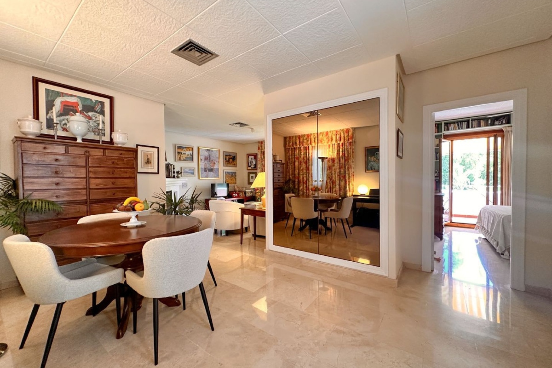 Rynek wtórny - apartment - Marbella - Nueva Andalucía
