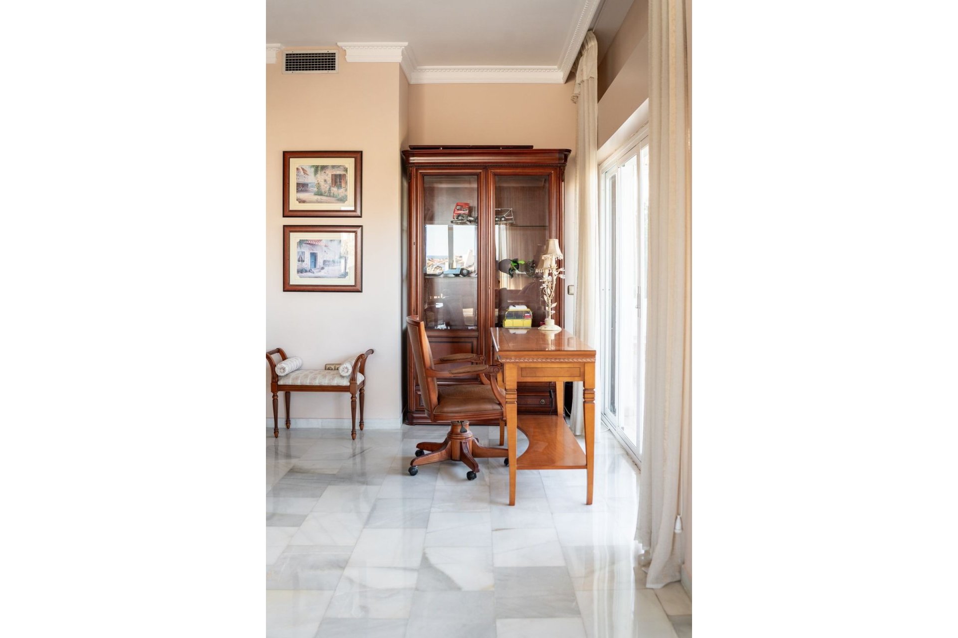Rynek wtórny - apartment - Marbella - Nueva Andalucía