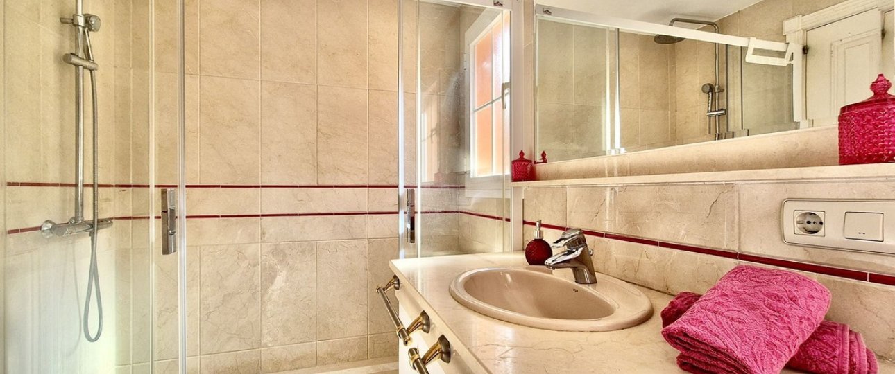 Rynek wtórny - apartment - Marbella - Nueva Andalucía