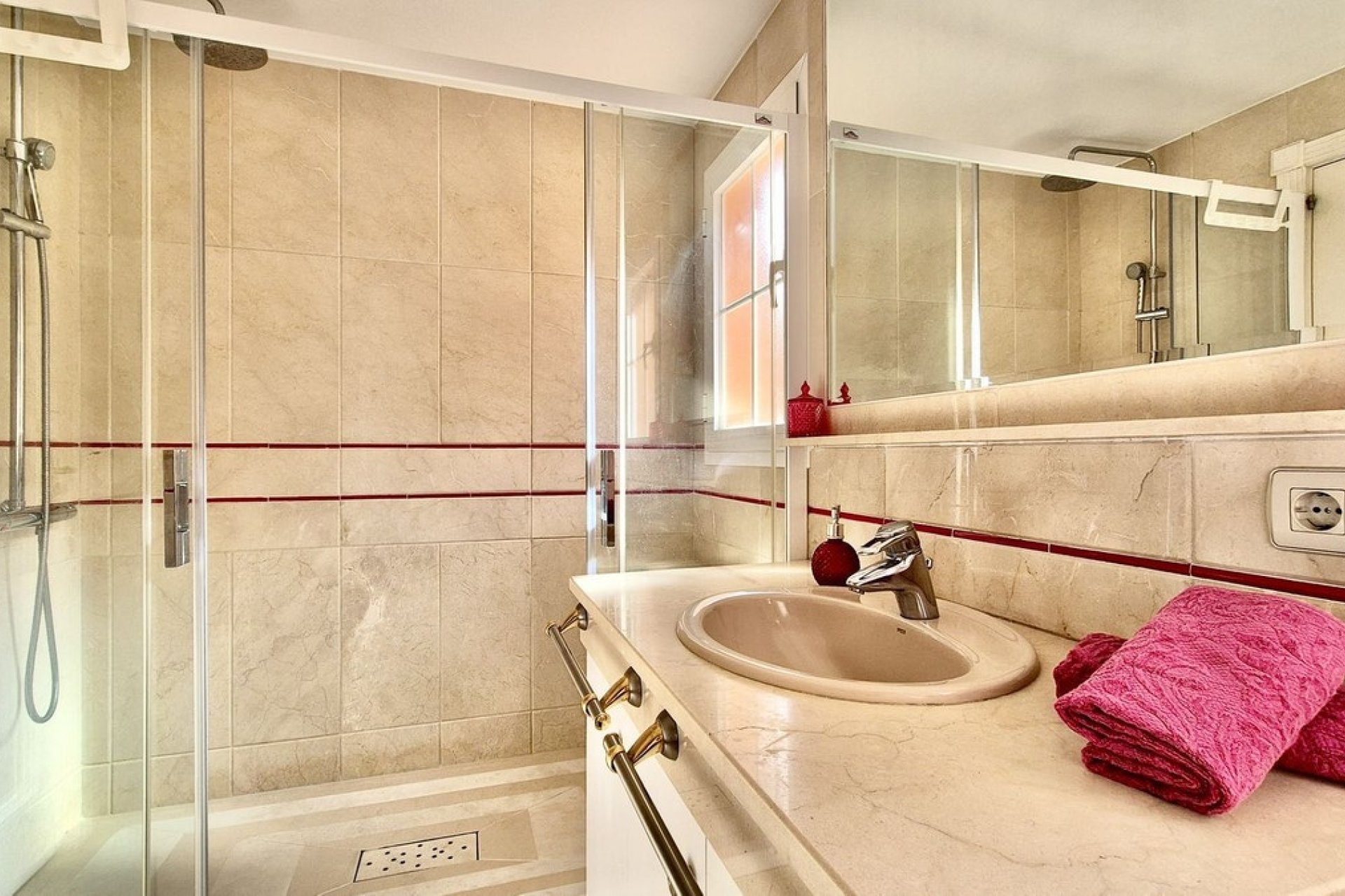 Rynek wtórny - apartment - Marbella - Nueva Andalucía