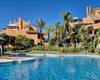 Rynek wtórny - apartment - Marbella - Nueva Andalucía