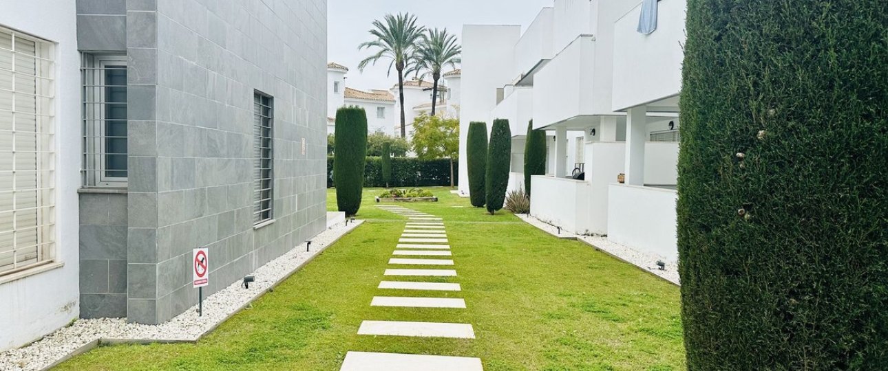 Rynek wtórny - apartment - Marbella - Nueva Andalucía