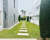 Rynek wtórny - apartment - Marbella - Nueva Andalucía