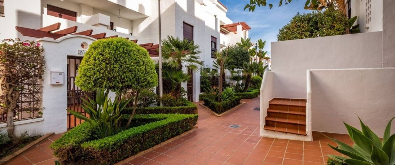 Rynek wtórny - apartment - Marbella - Nueva Andalucía