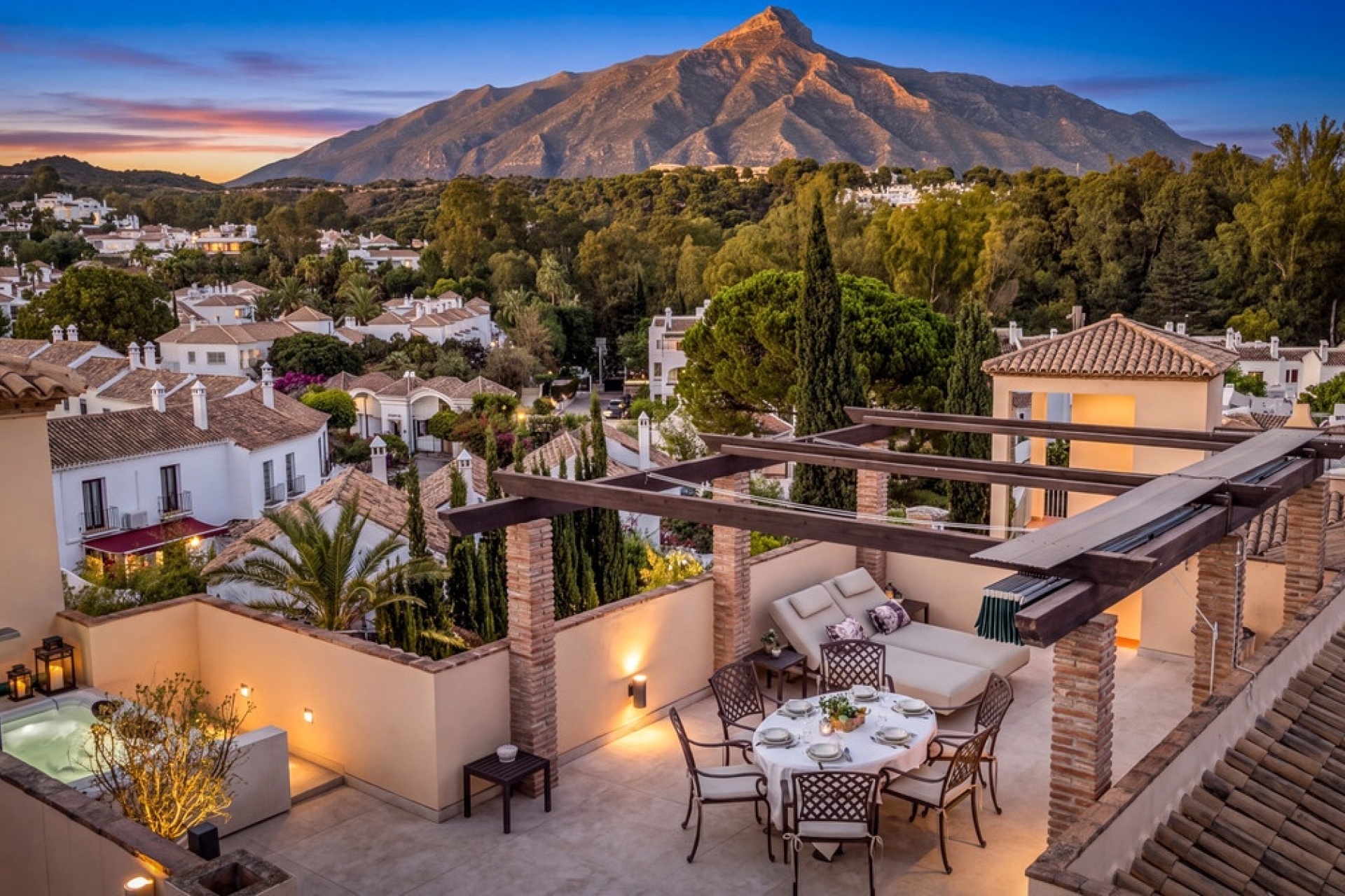 Rynek wtórny - apartment - Marbella - Nueva Andalucía