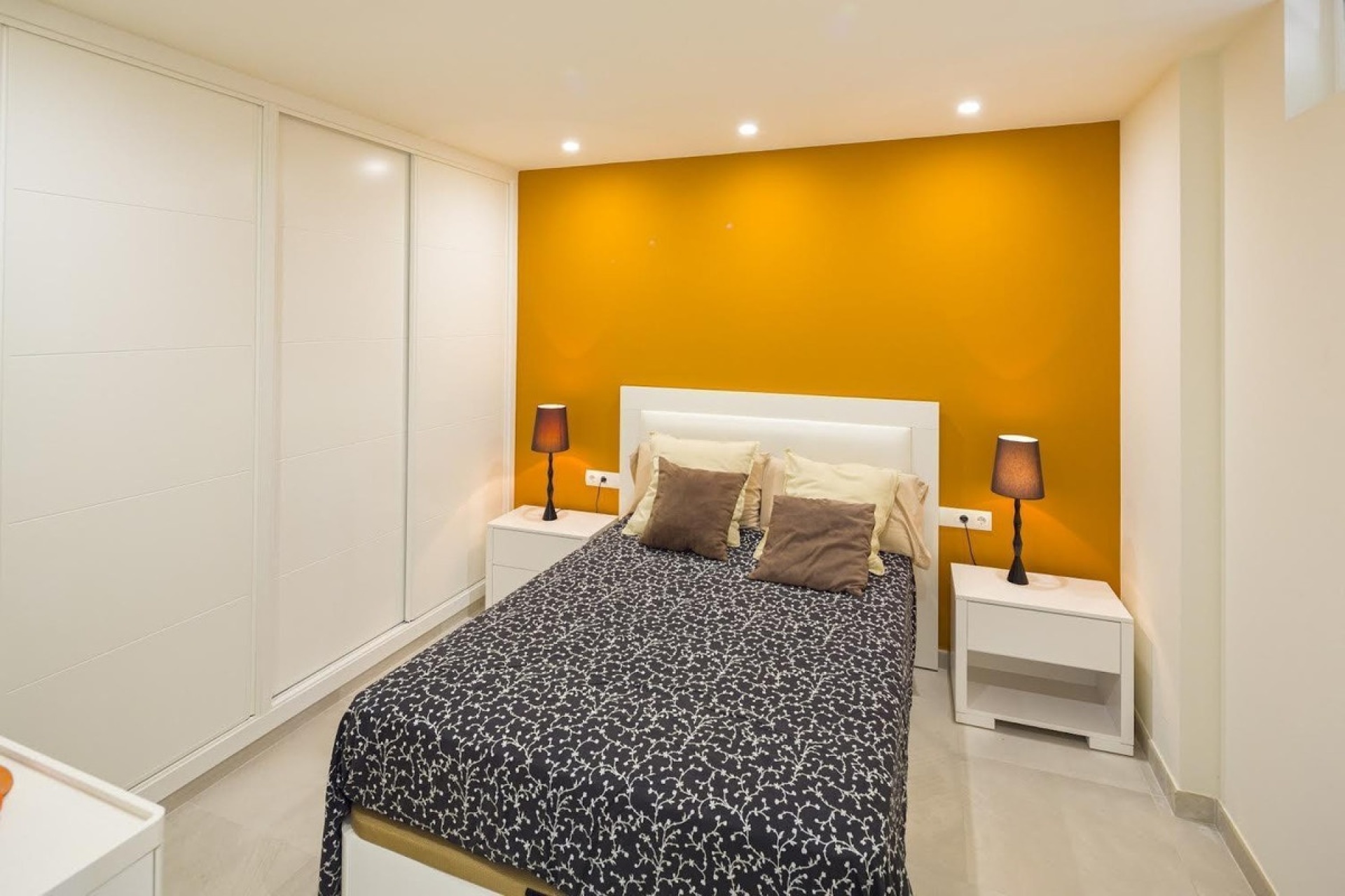 Rynek wtórny - apartment - Marbella - Nueva Andalucía
