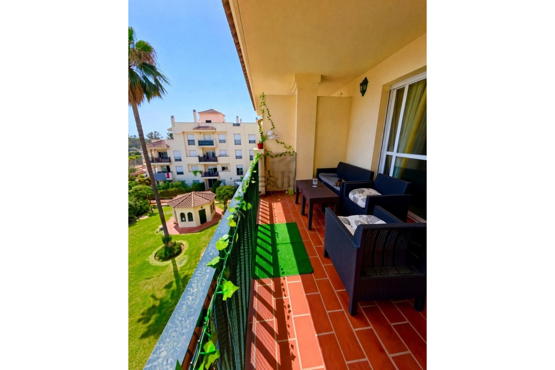 Rynek wtórny - apartment - Marbella - Nueva Andalucía