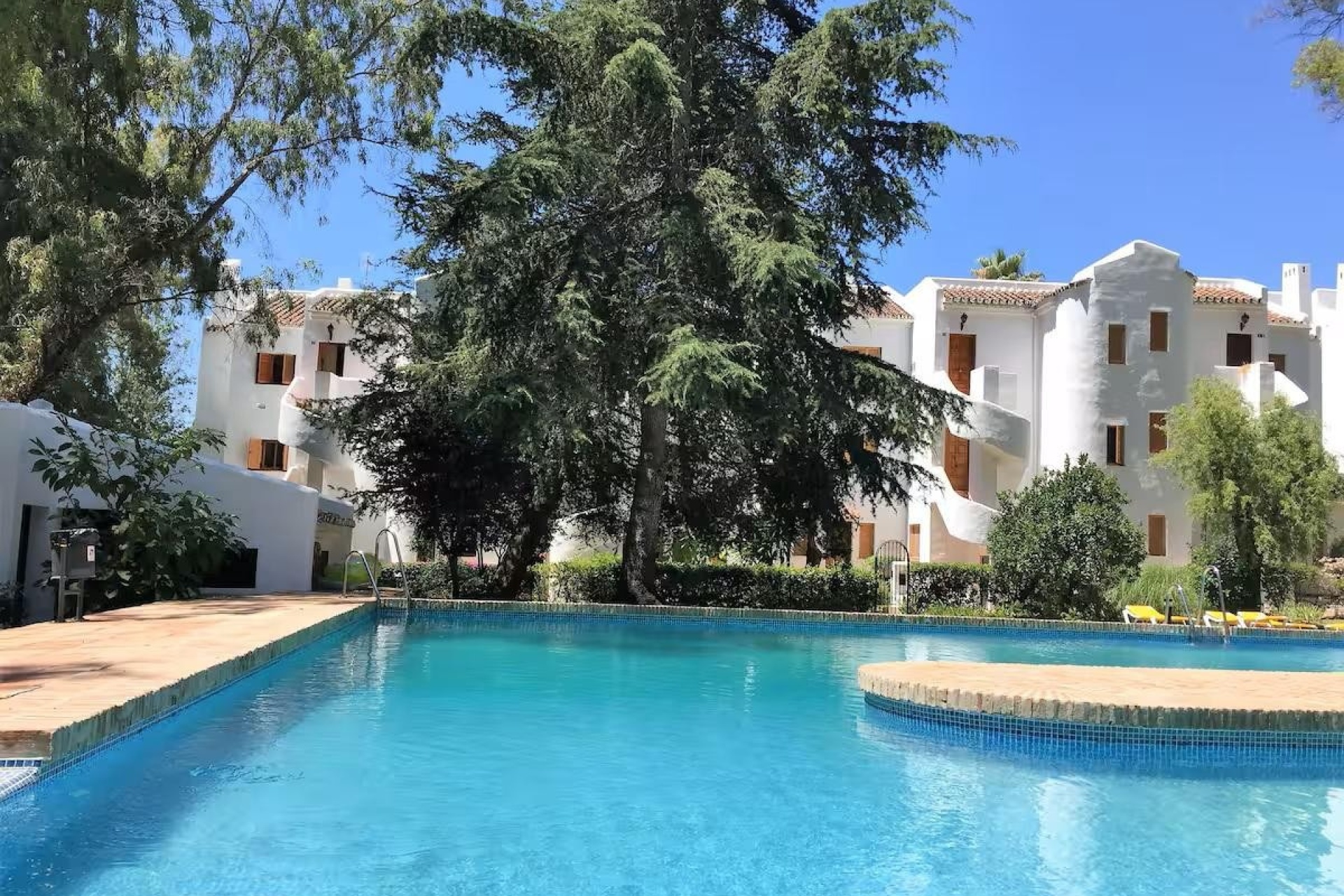 Rynek wtórny - apartment - Marbella - Nueva Andalucía