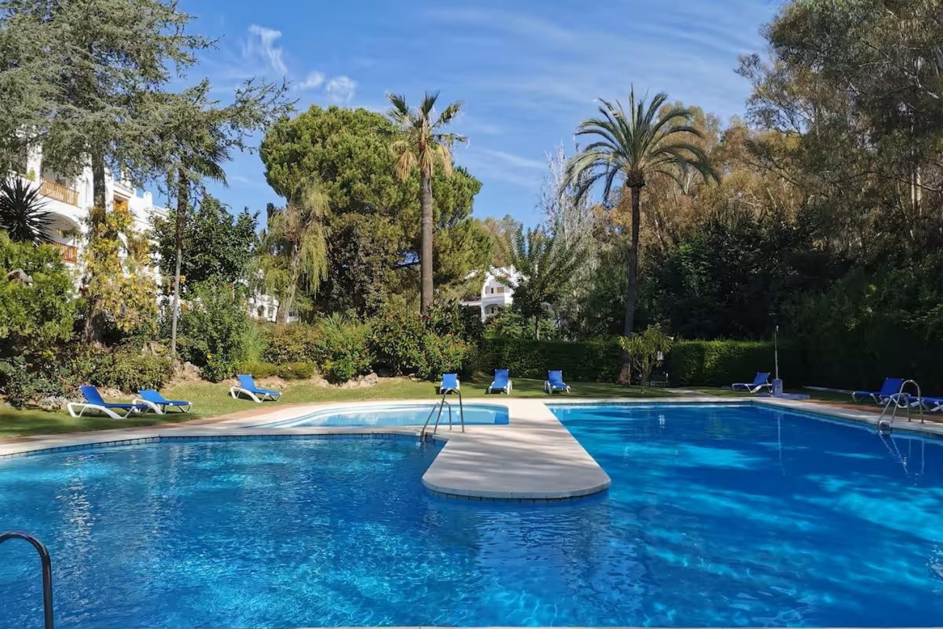 Rynek wtórny - apartment - Marbella - Nueva Andalucía