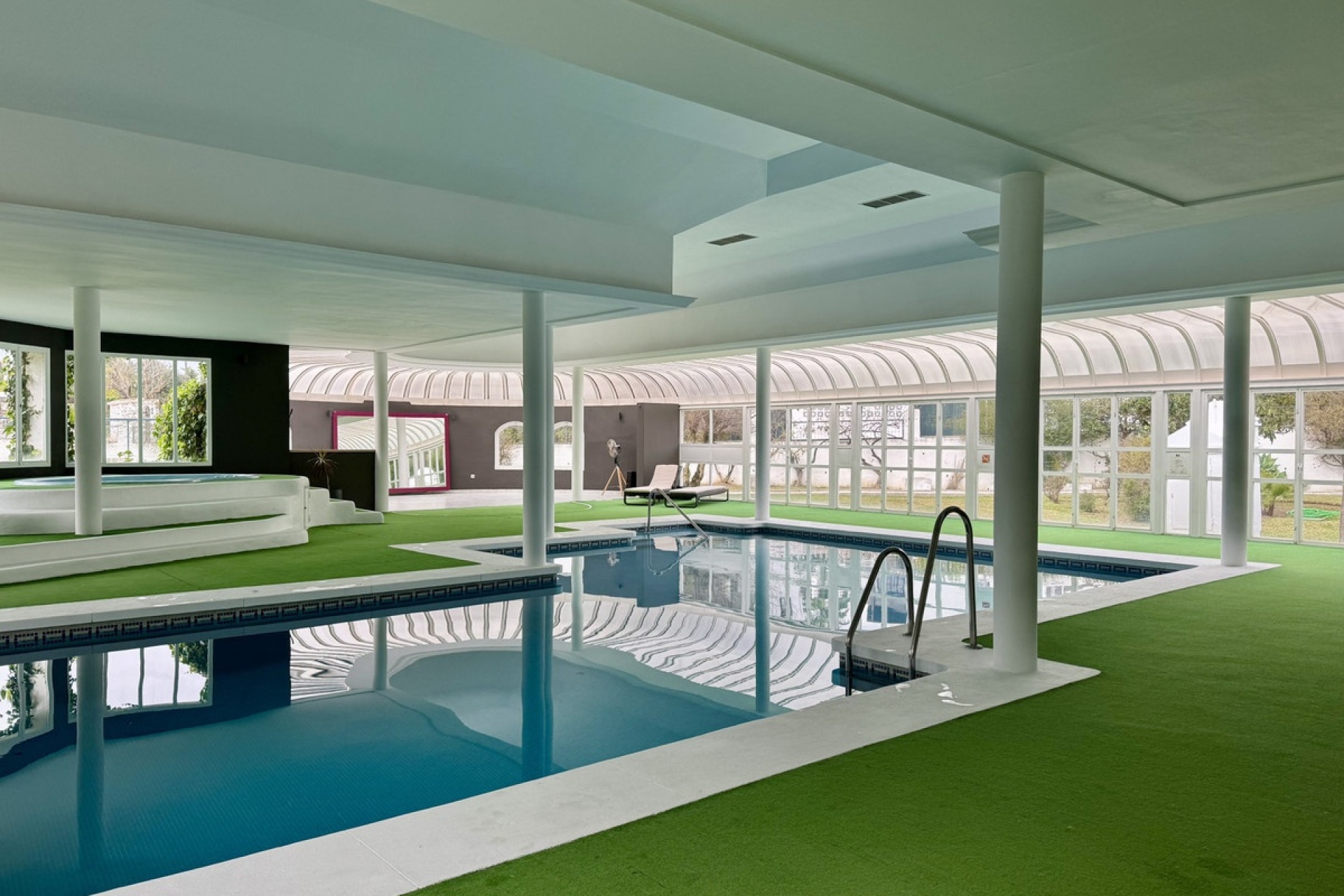 Rynek wtórny - apartment - Marbella - Nueva Andalucía