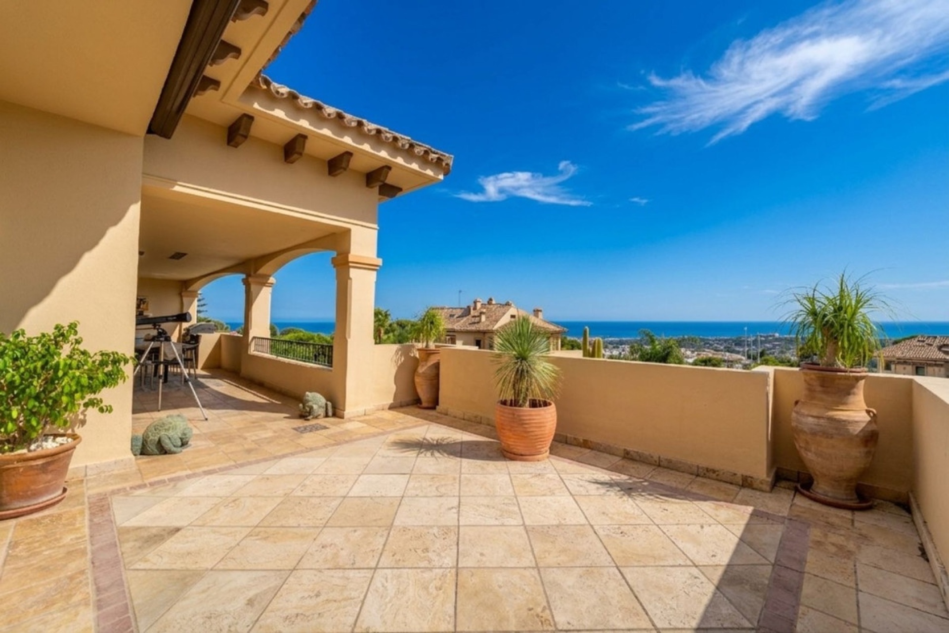 Rynek wtórny - apartment - Marbella - Nueva Andalucía