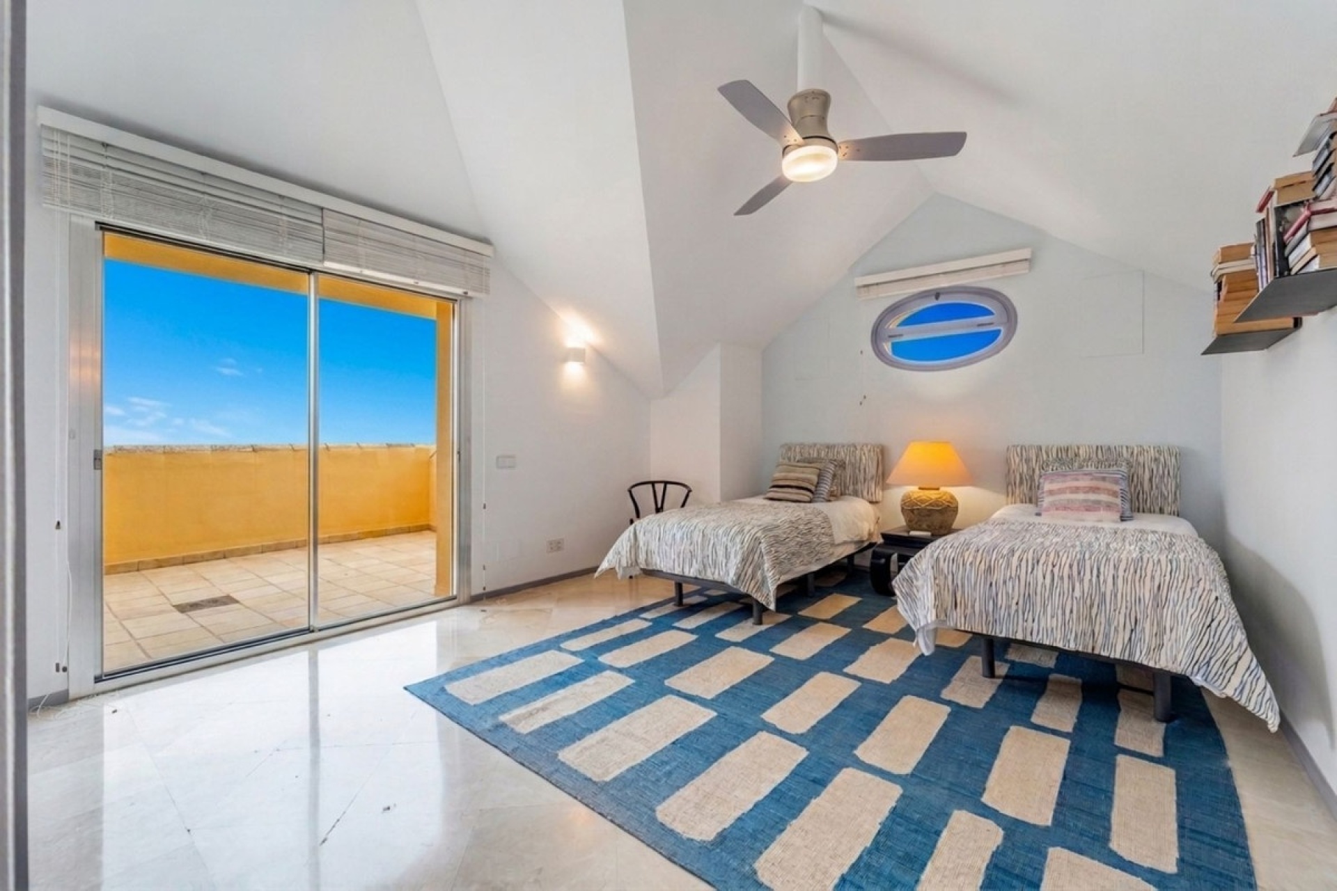 Rynek wtórny - apartment - Marbella - Nueva Andalucía