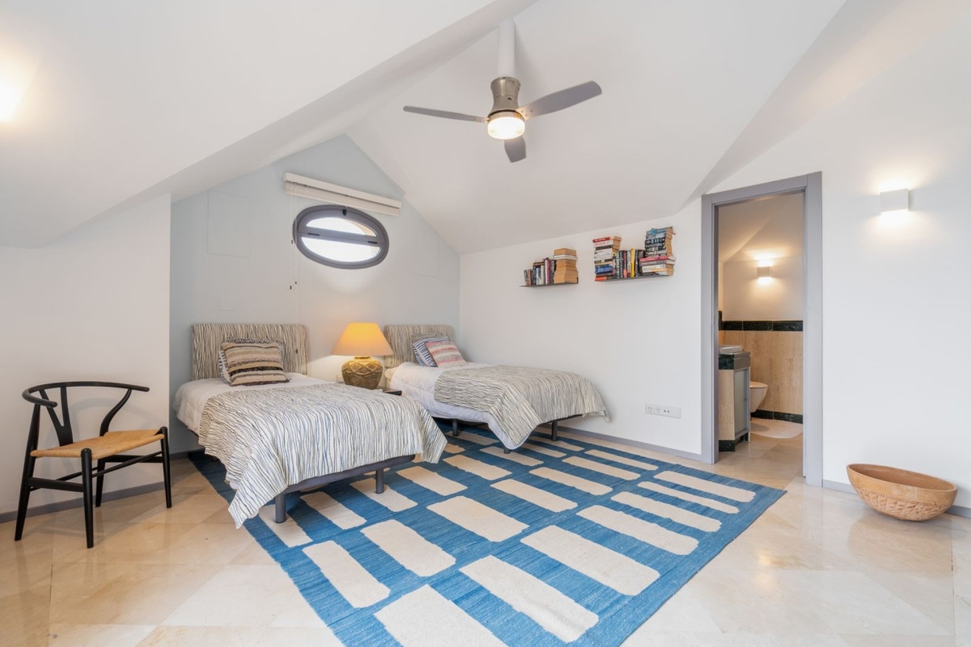 Rynek wtórny - apartment - Marbella - Nueva Andalucía