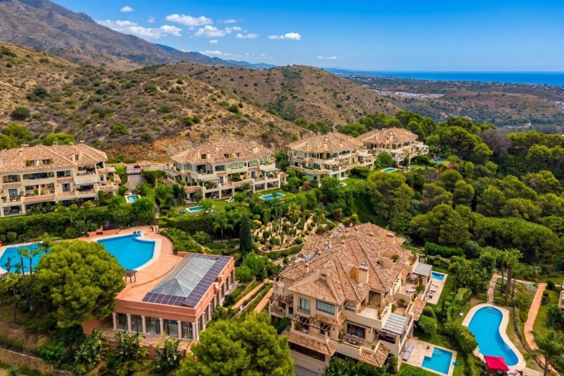 Rynek wtórny - apartment - Marbella - Nueva Andalucía