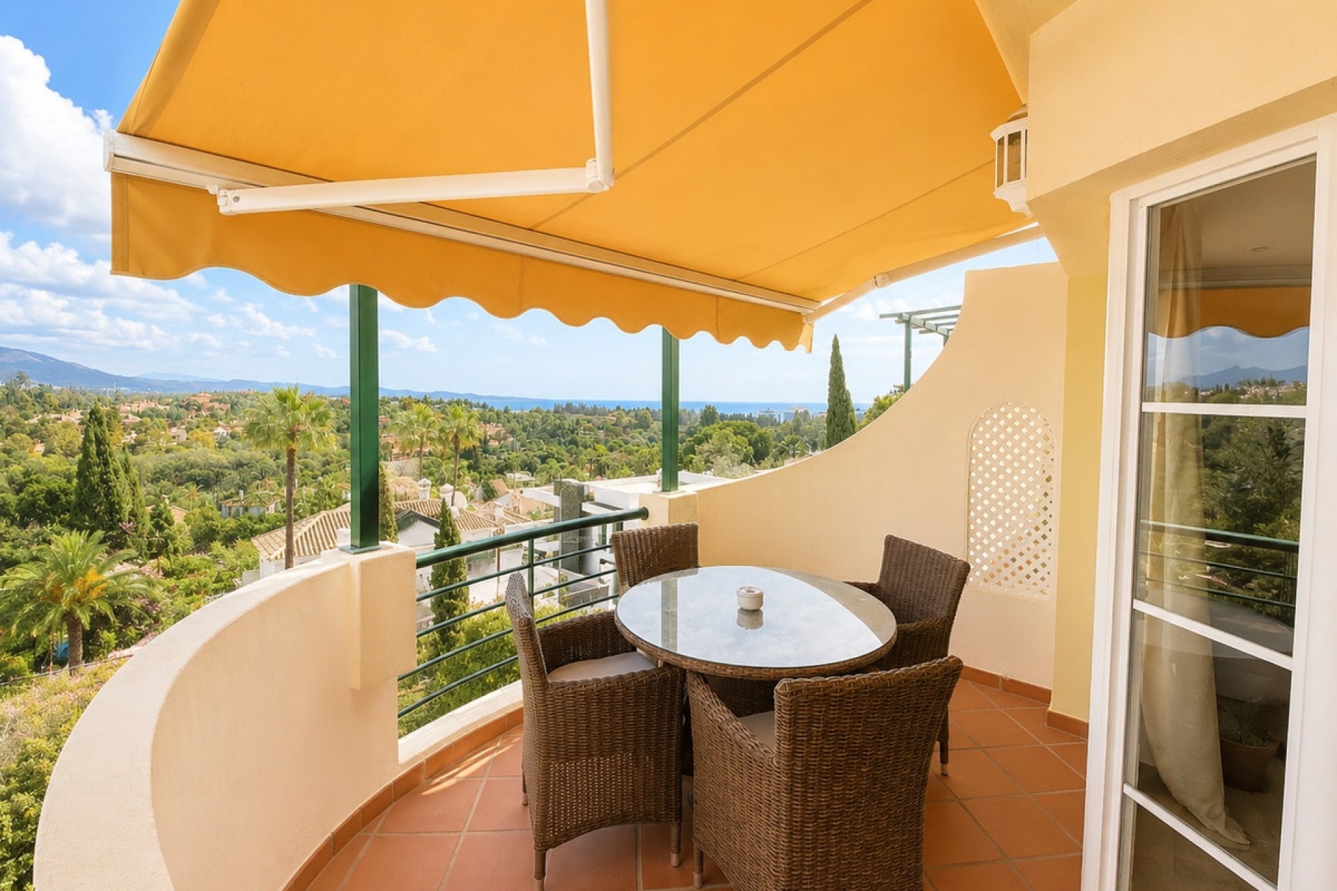 Rynek wtórny - apartment - Marbella - Nueva Andalucía