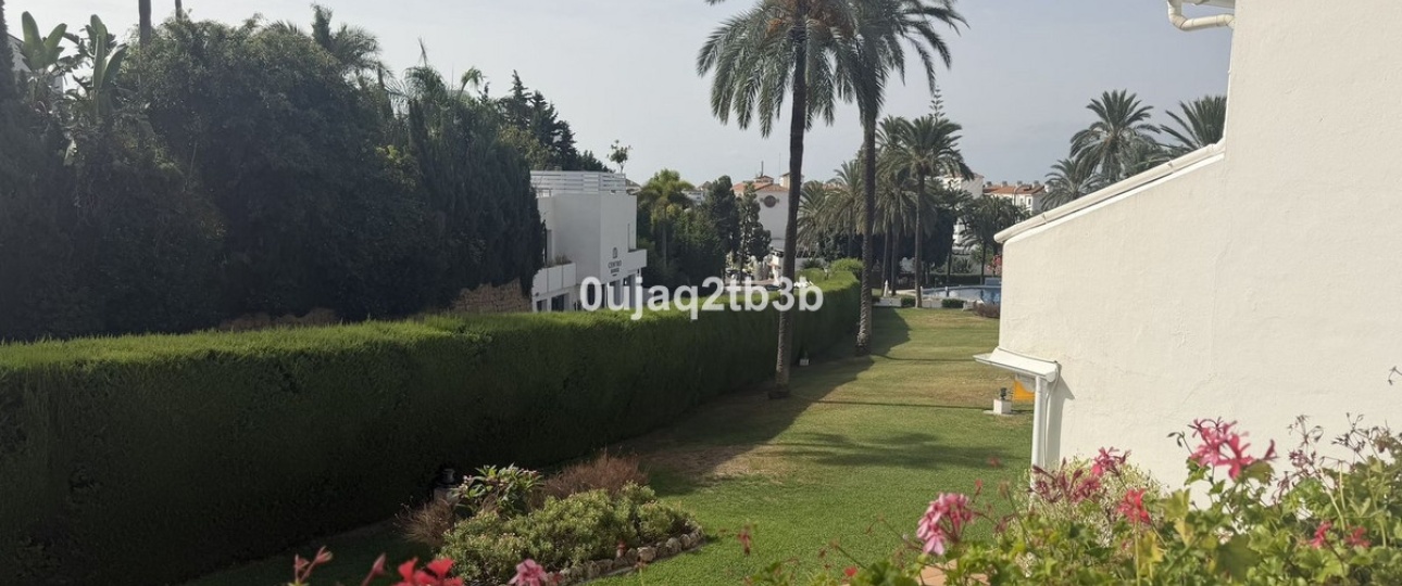 Rynek wtórny - apartment - Marbella - Nueva Andalucía