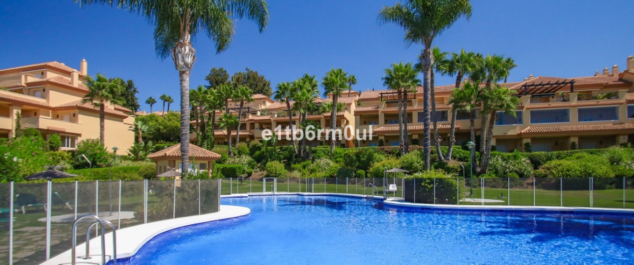 Rynek wtórny - apartment - Marbella - Nueva Andalucía