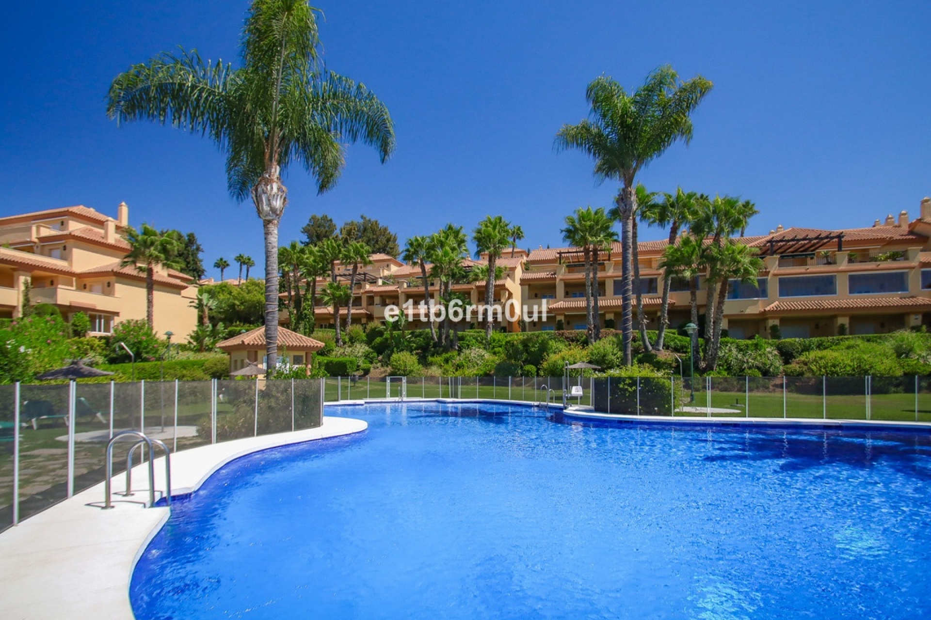 Rynek wtórny - apartment - Marbella - Nueva Andalucía