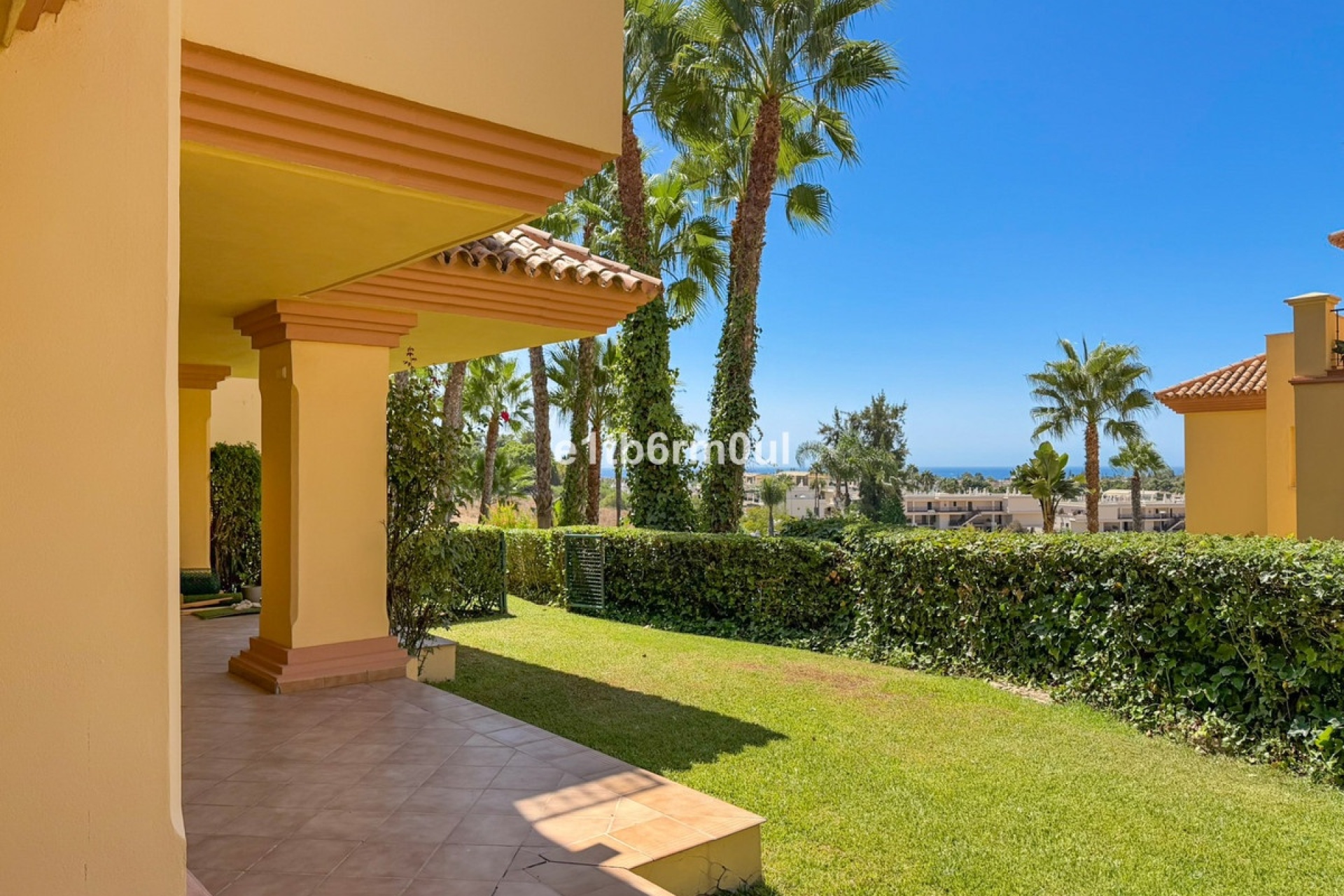 Rynek wtórny - apartment - Marbella - Nueva Andalucía