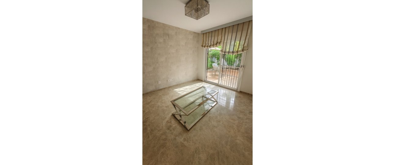 Rynek wtórny - apartment - Marbella - Nueva Andalucía
