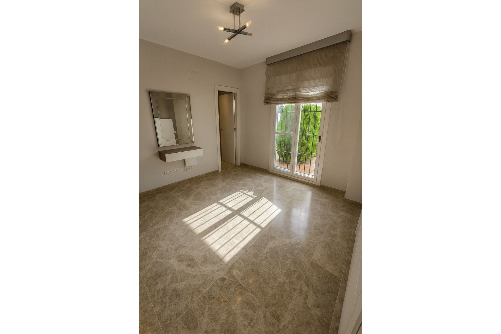 Rynek wtórny - apartment - Marbella - Nueva Andalucía